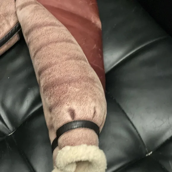 Men's Brown Shearling Bomber Jacket - Picture 12 of 15